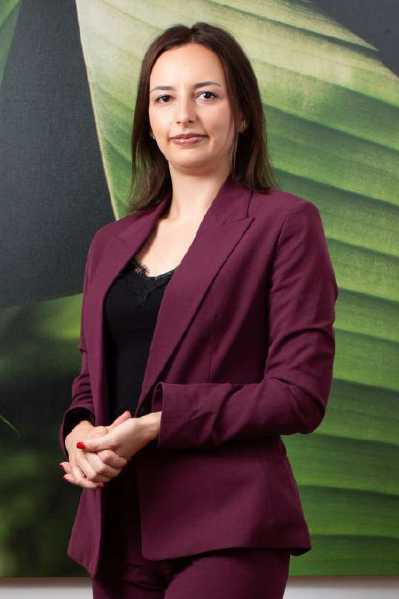 Autor teksta Marijana Marjanović. Pravna analiza probnog rada i otkaza tokom probnog rada